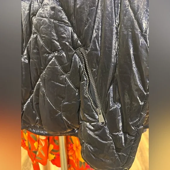 Free People Movement Polar Ice Puffer pullover jacket in metallic blue - Picture 7 of 10